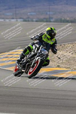 media/Nov-05-2022-SoCal Trackdays (Sat) [[f8d9b725ab]]/Turns 9 and 8 (1050am/